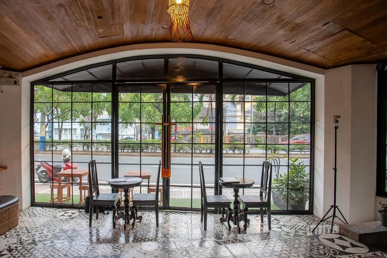 Oyo 821 Connector Hostel Makati City Ngoại thất bức ảnh