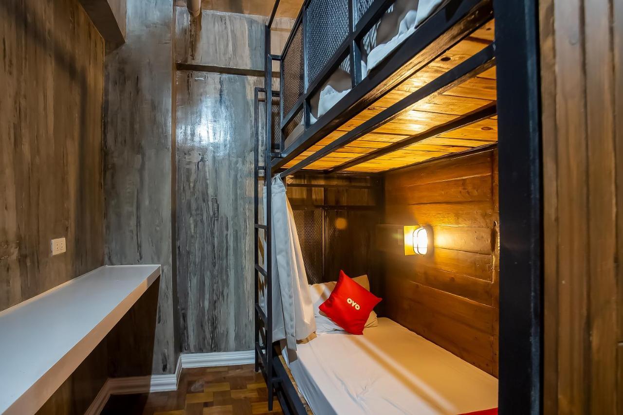 Oyo 821 Connector Hostel Makati City Ngoại thất bức ảnh